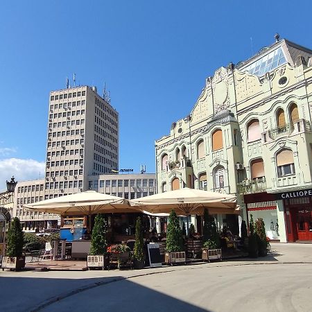 Apartmán Menrat Novi Sad Exteriér fotografie